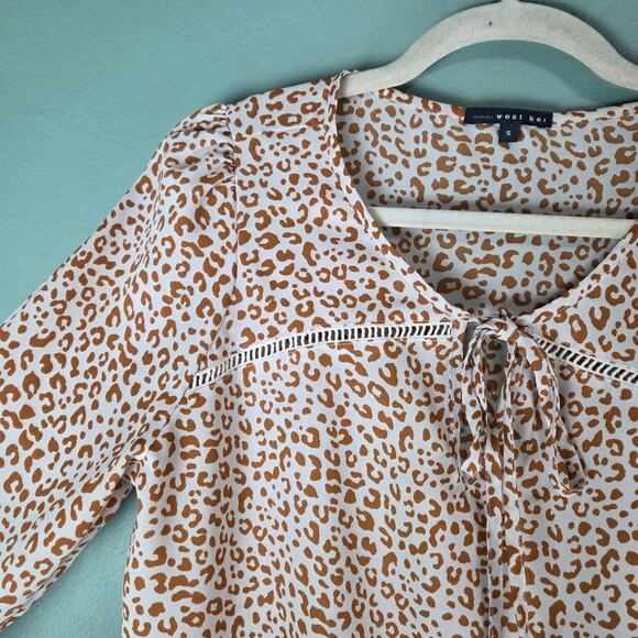West Kei Womens White Tan Animal Print Blouse Top Size Small - Picture 5 of 7